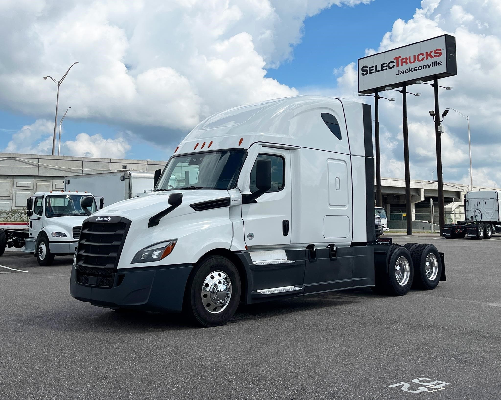 2023 Freightliner