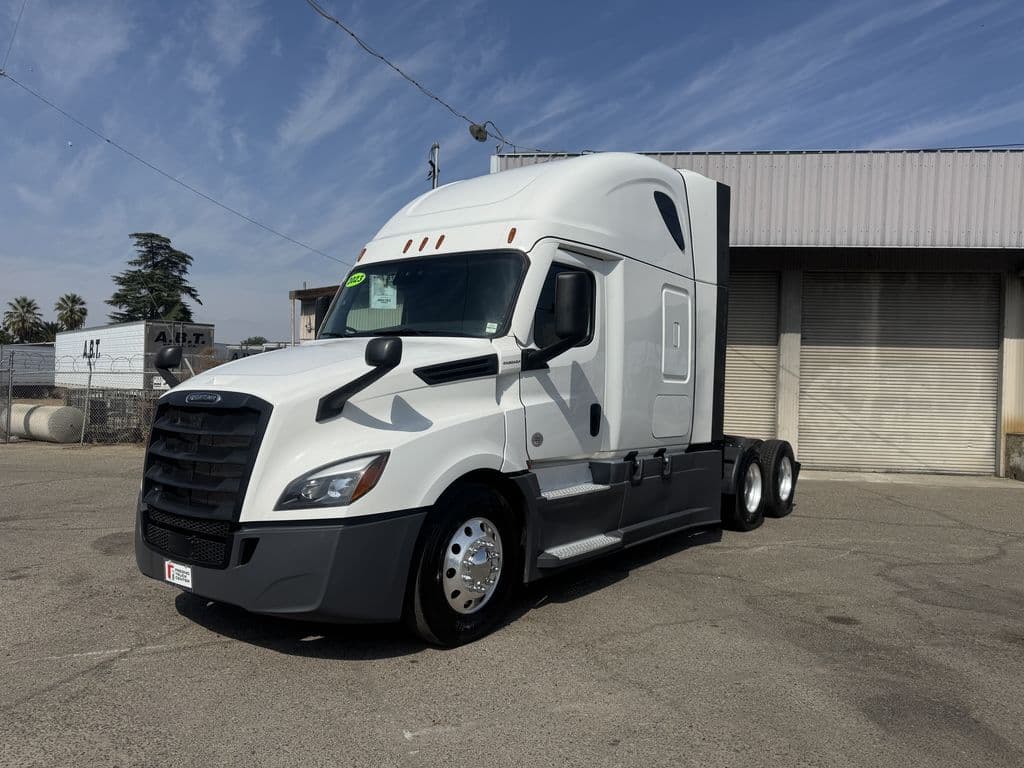 2023 Freightliner