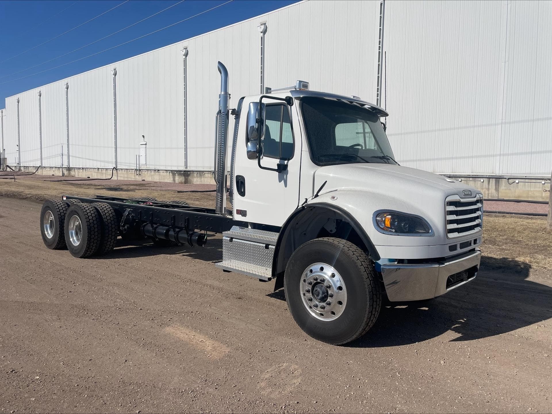 2026 Freightliner M2 106