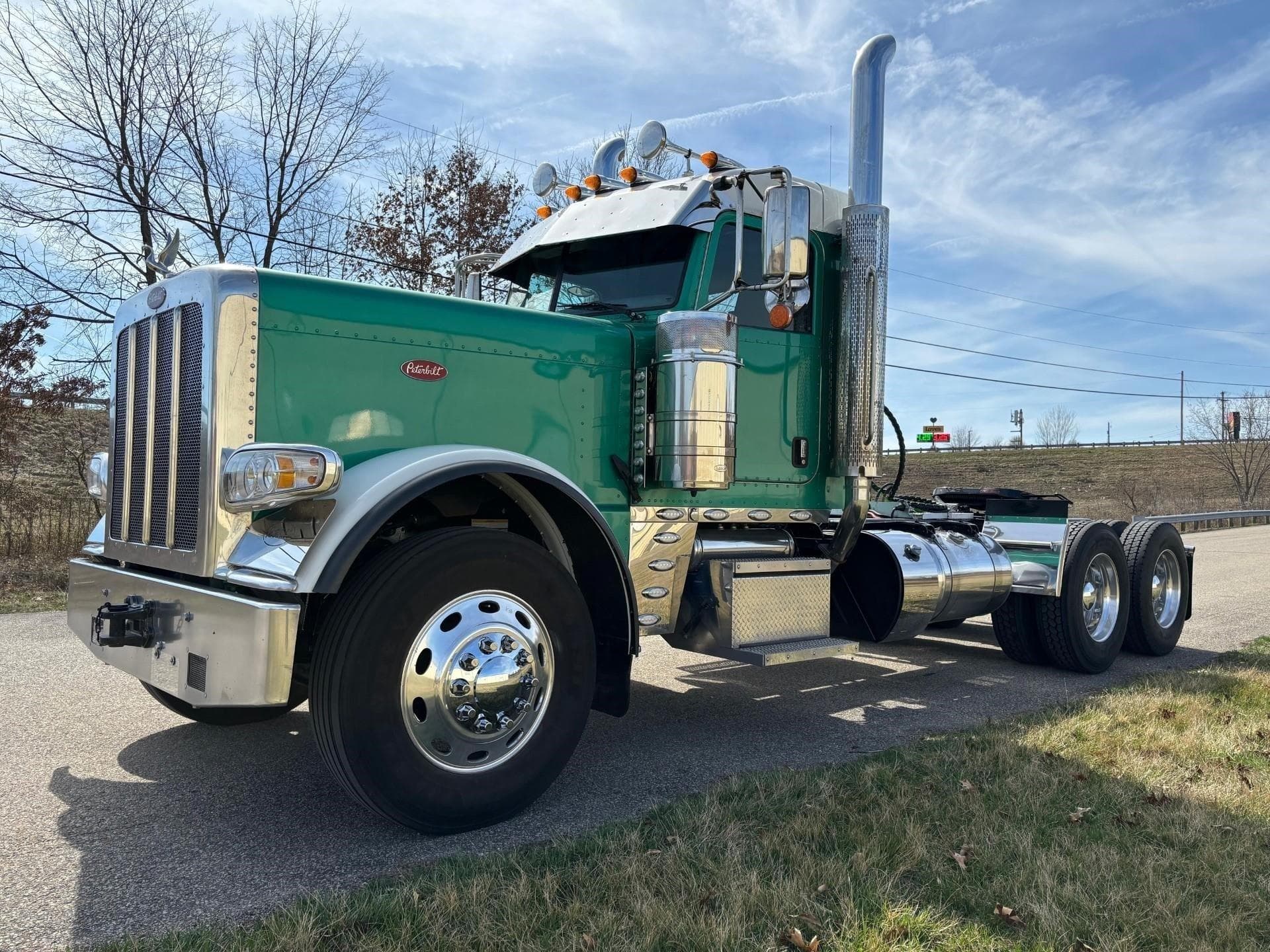 2022 Peterbilt 389
