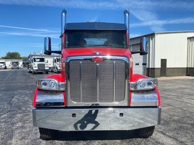 2025 Peterbilt 567 in Perrysburg, OH — photo 7