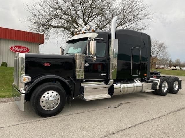 2025 Peterbilt
