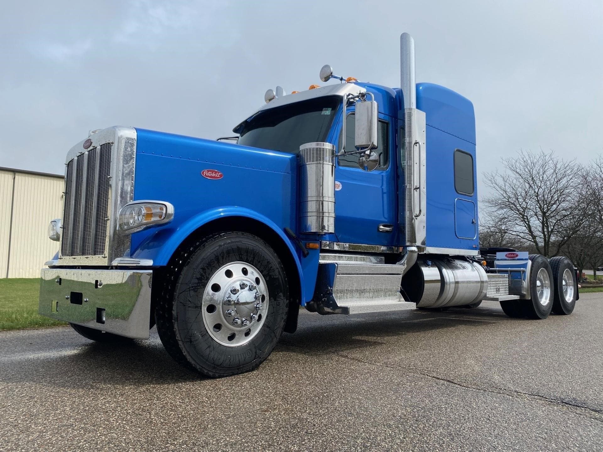 2025 Peterbilt