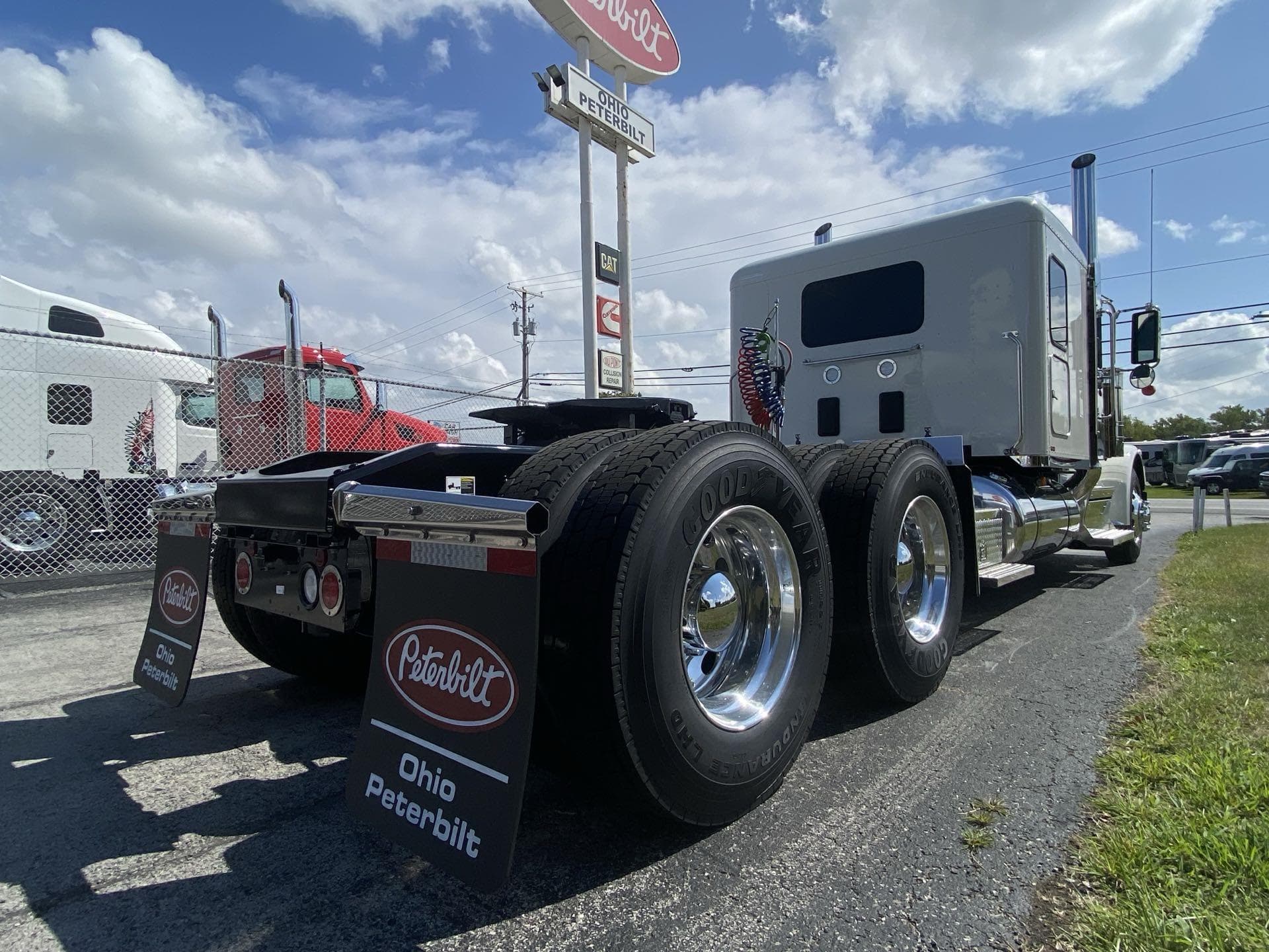 2026 Peterbilt 589 in Findlay, OH — photo 5
