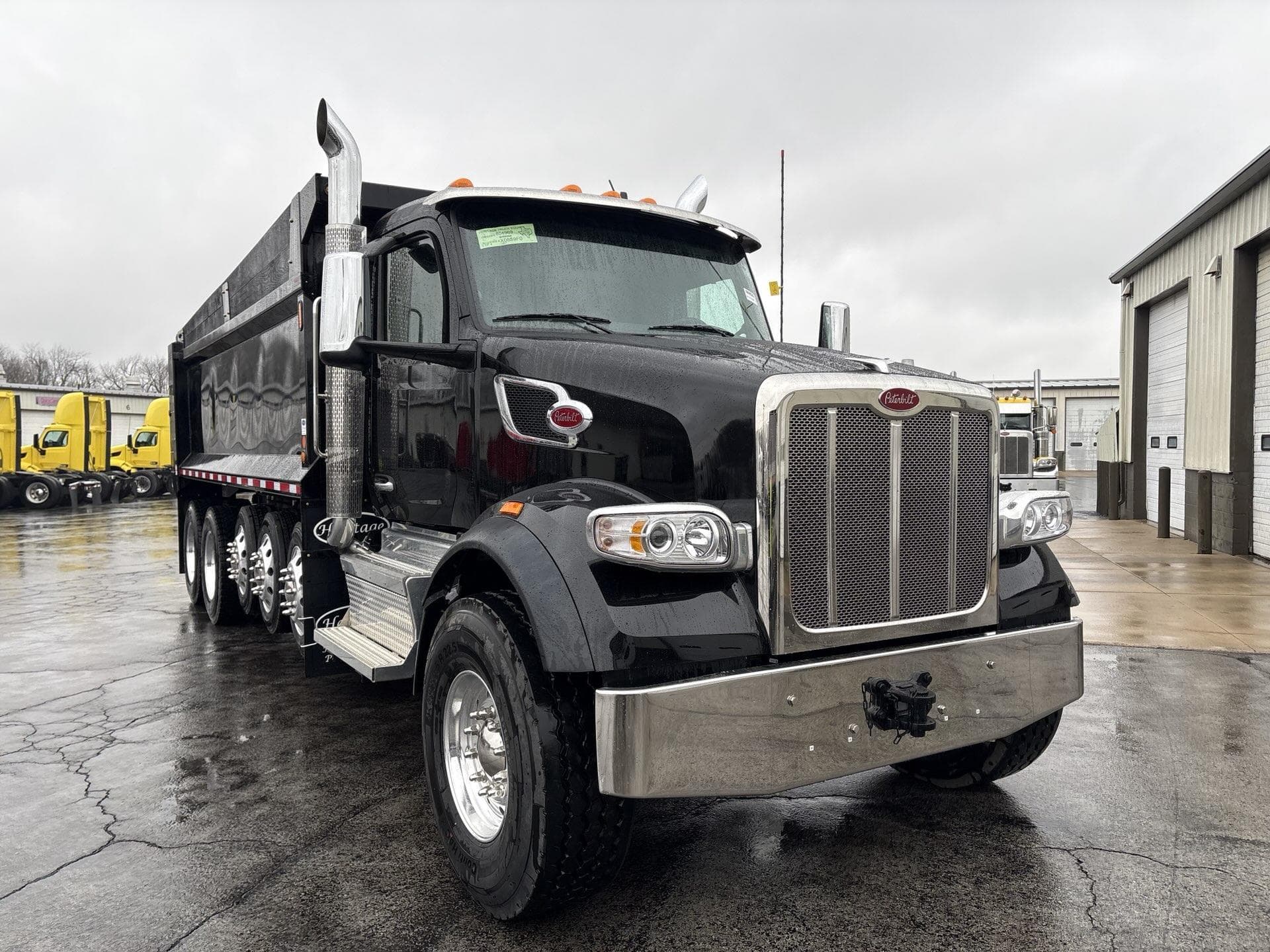 2027 Peterbilt 567