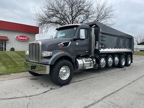 2027 Peterbilt 567
