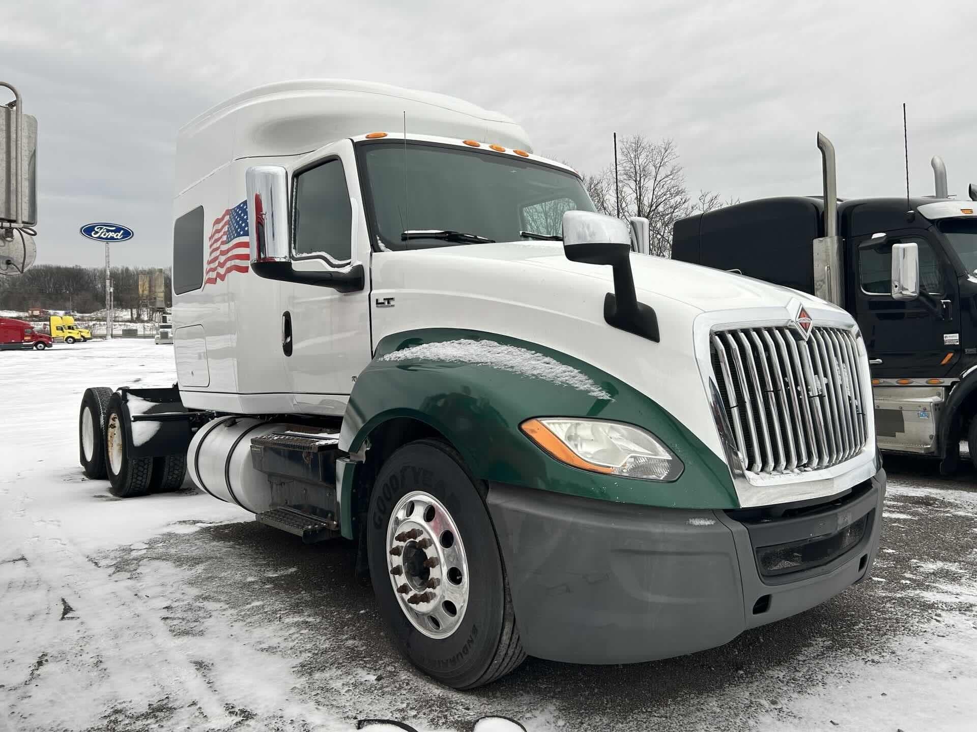 2019 International LT