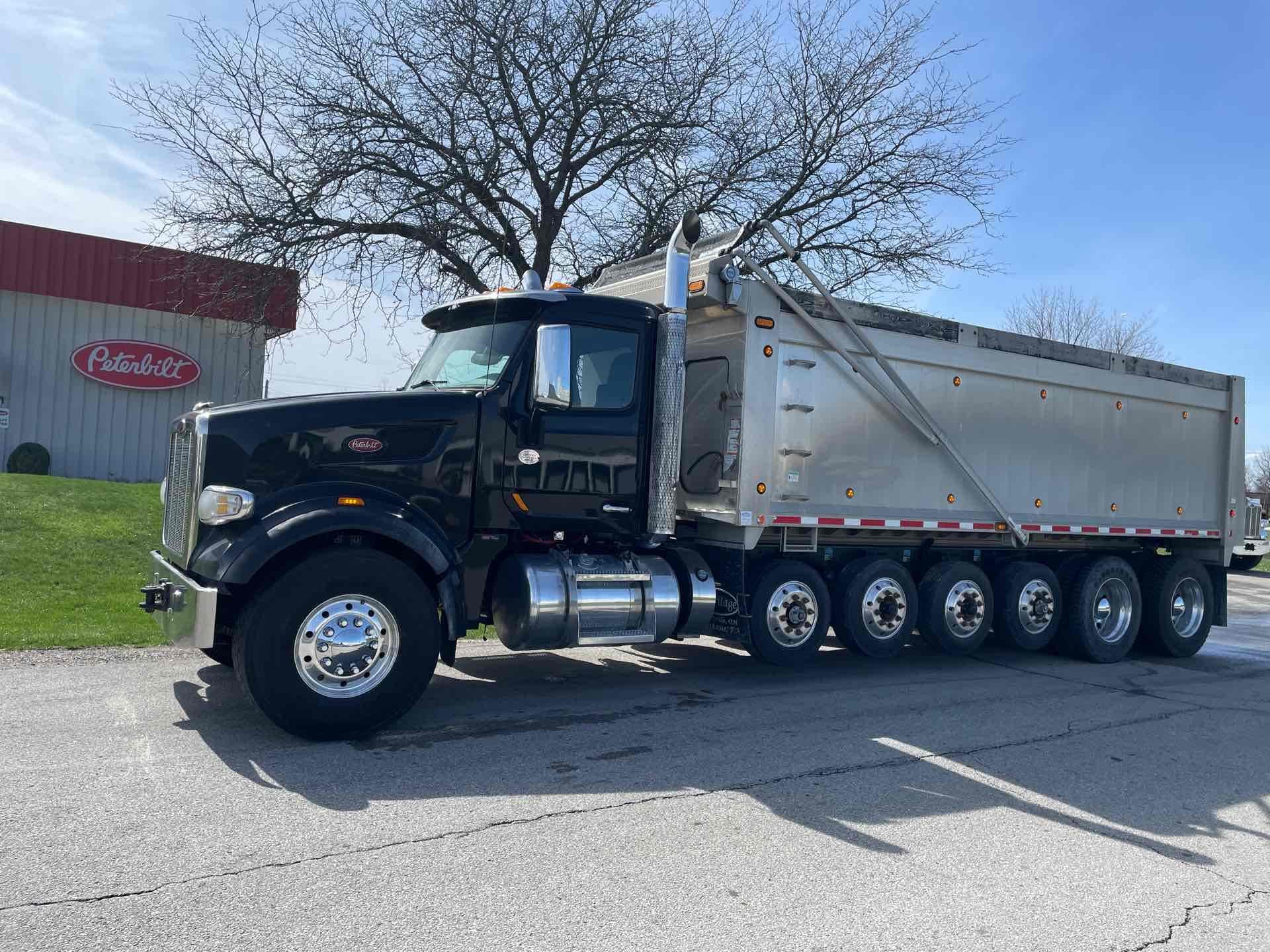 2021 Peterbilt 567