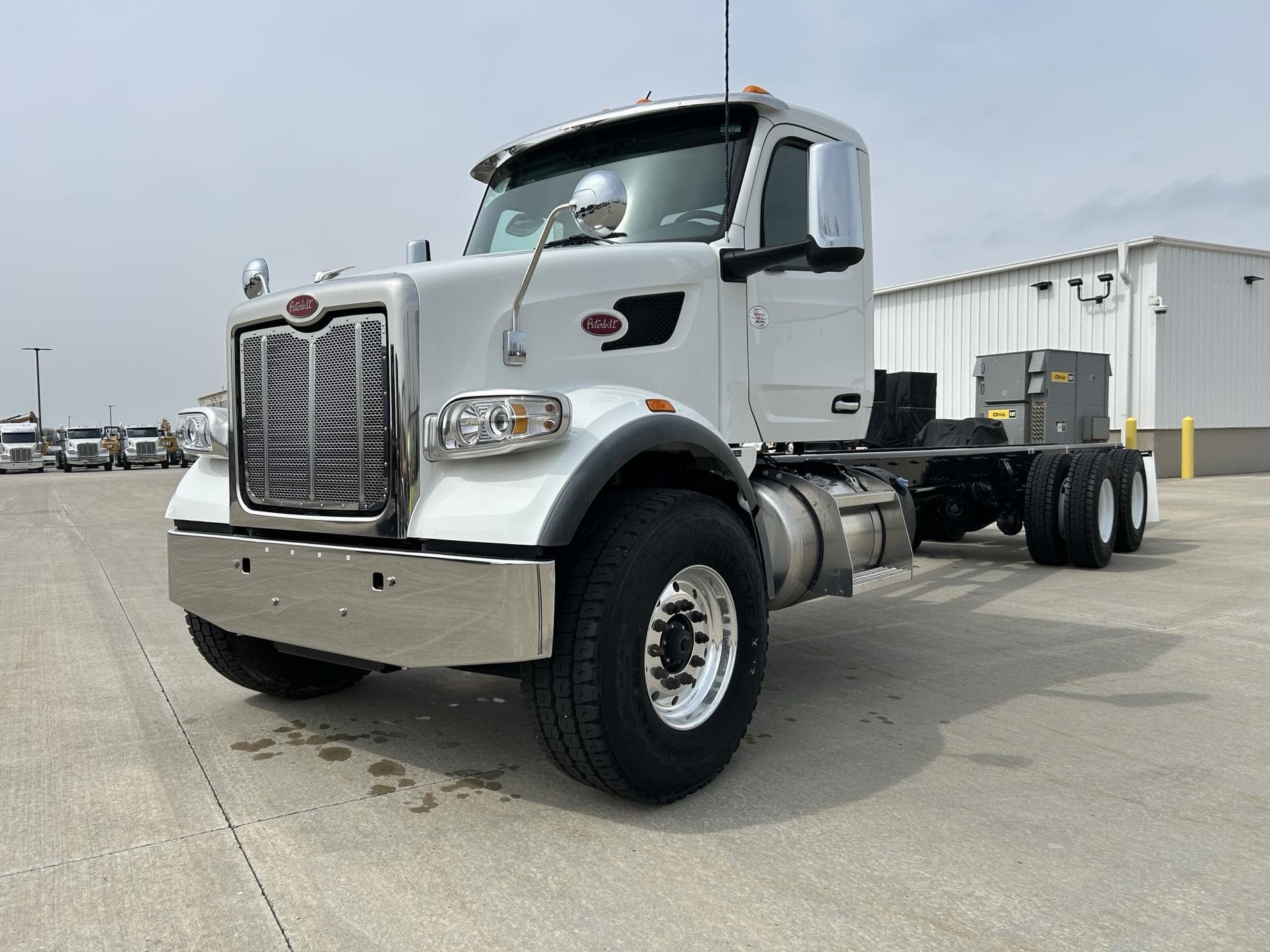 2024 Peterbilt 567