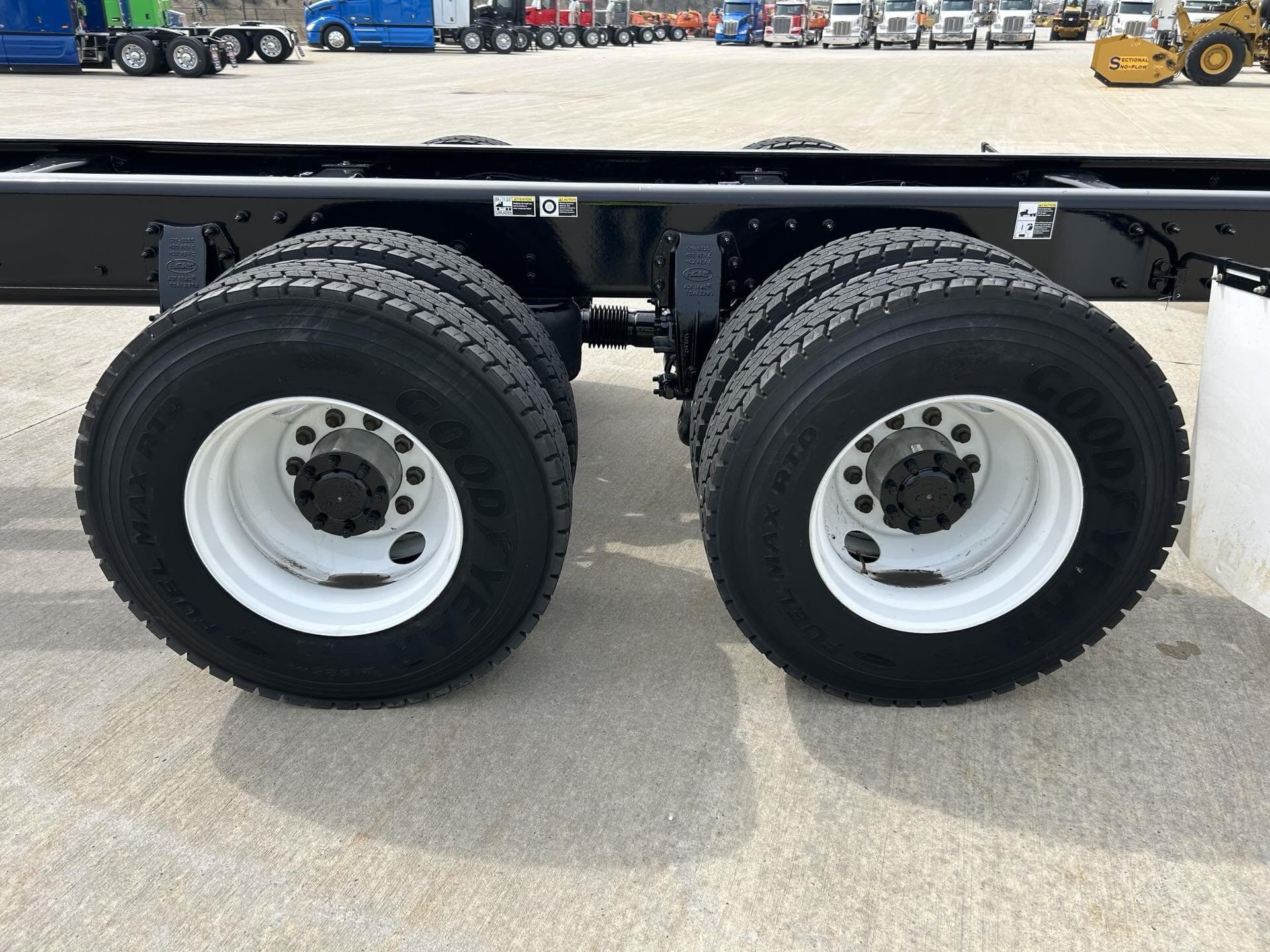 2024 Peterbilt 567 in Perrysburg, OH — photo 8