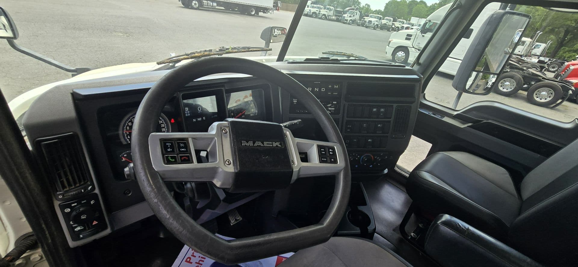2020 Mack Anthem in Charlotte, NC — photo 17