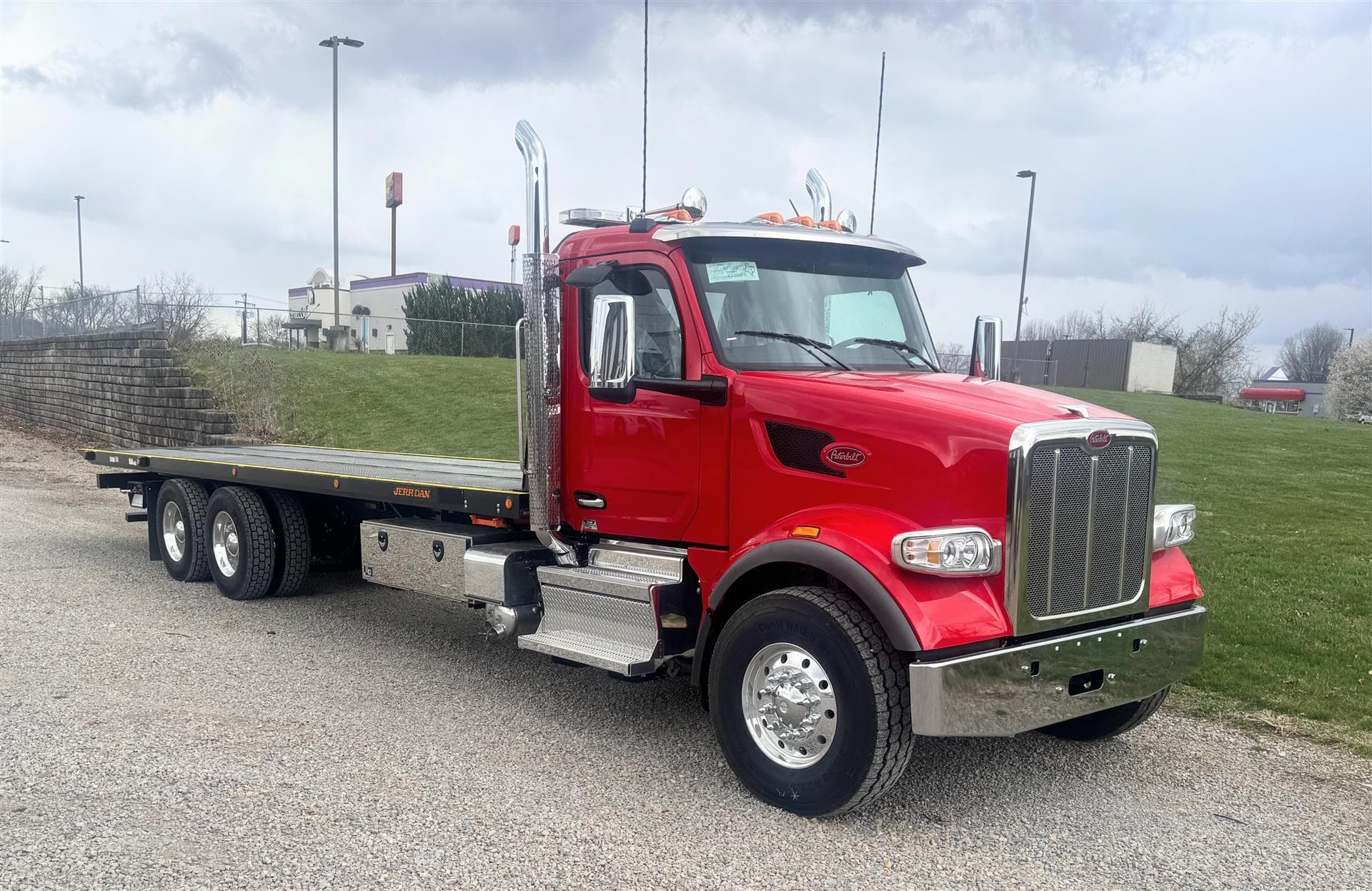 2024 Peterbilt 567