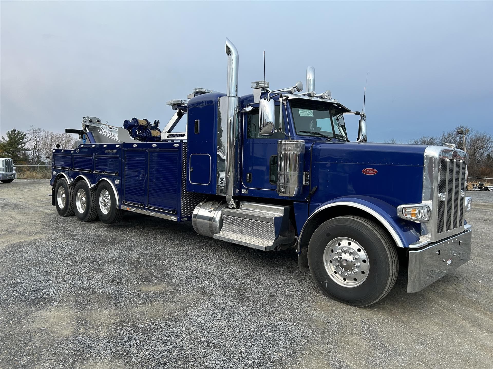 2024 Peterbilt 389