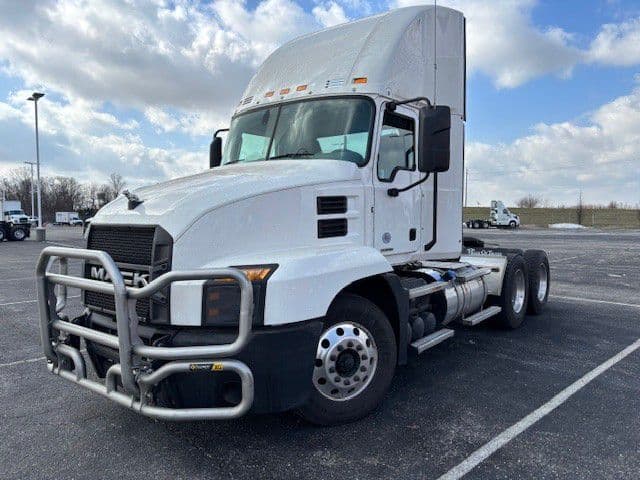 2022 Mack