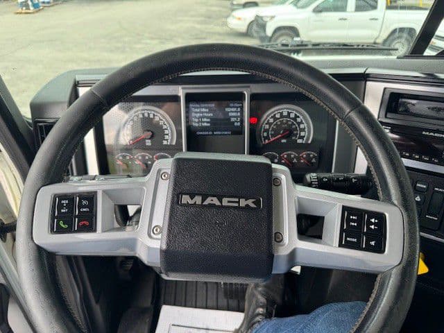 2020 Mack Granite in La Vergne, TN — photo 15