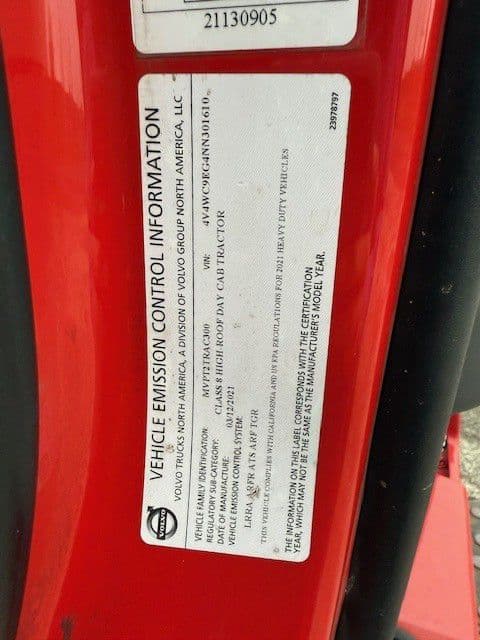 2022 Volvo VNR 640 in Indianapolis, IN — photo 6