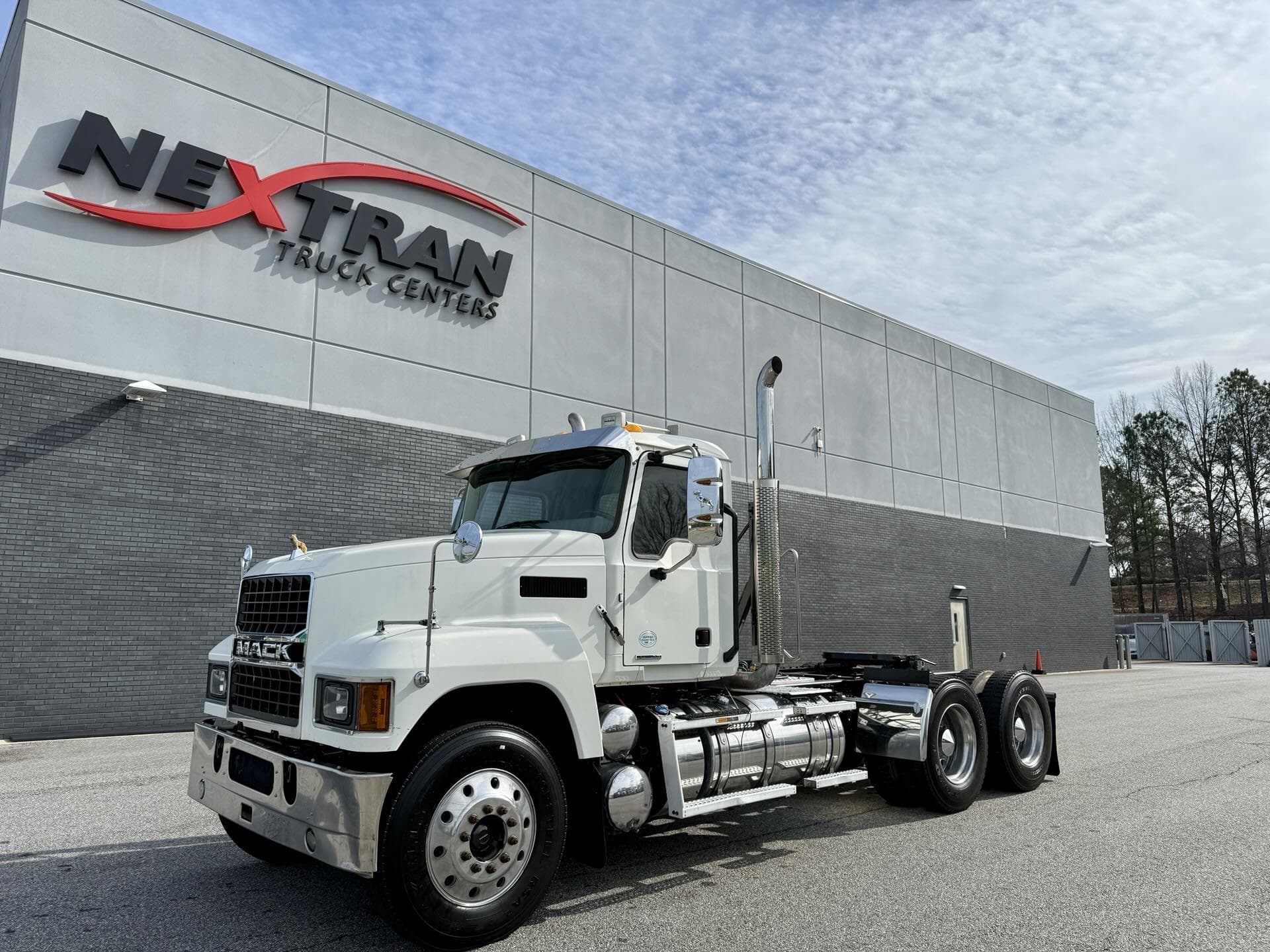 2021 Mack