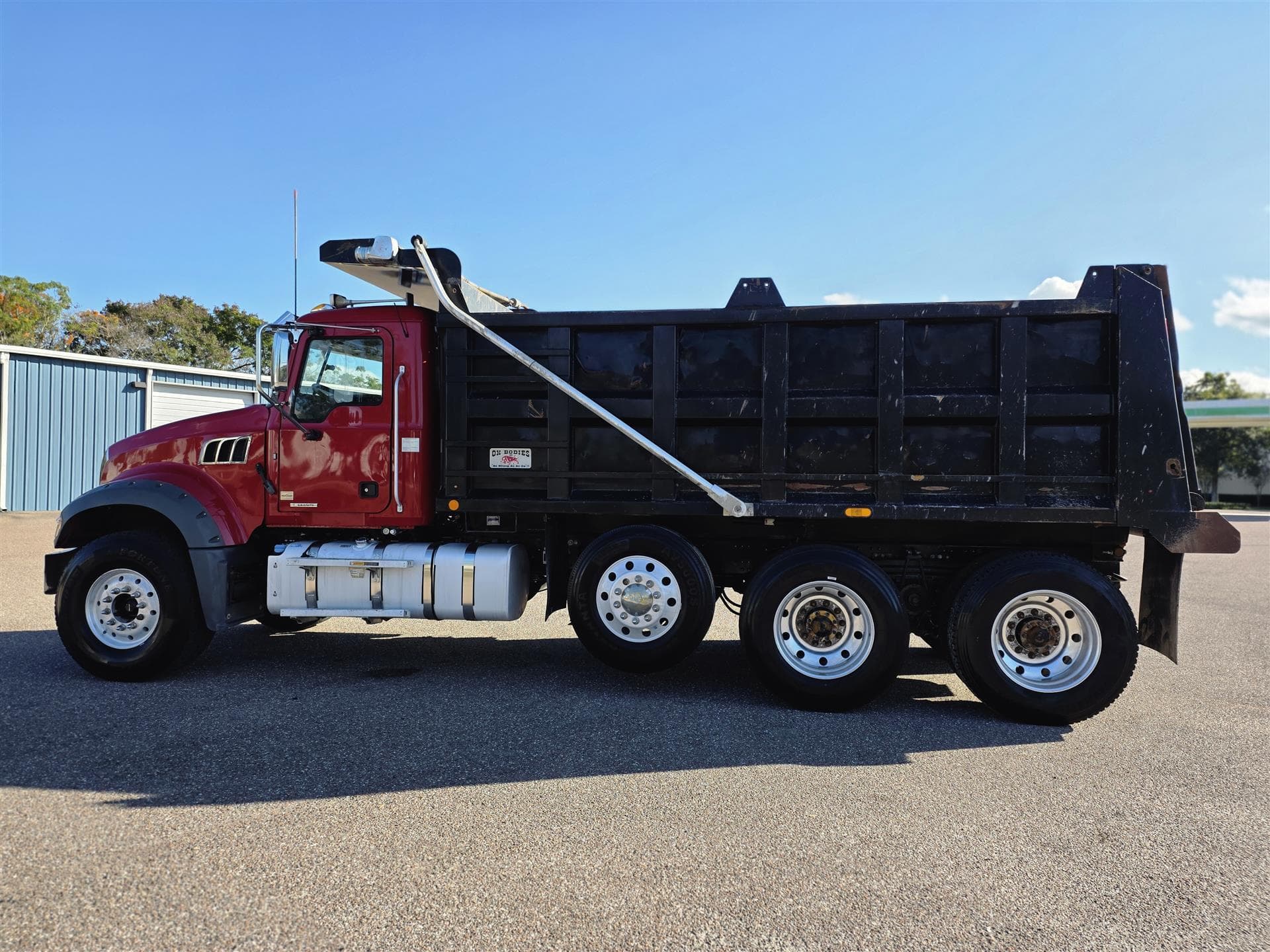 2019 Mack Granite in Winter Haven, FL — photo 5