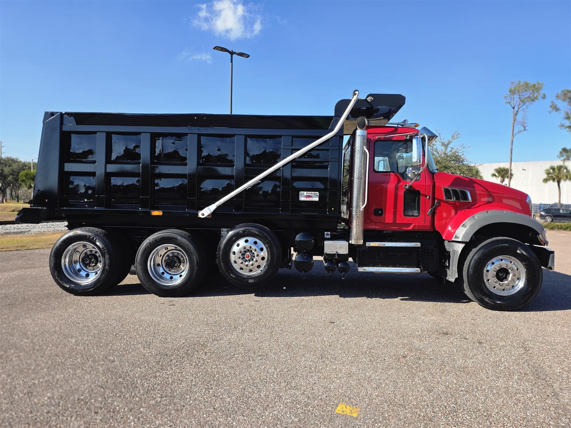 2019 Mack Granite in Winter Haven, FL — photo 9