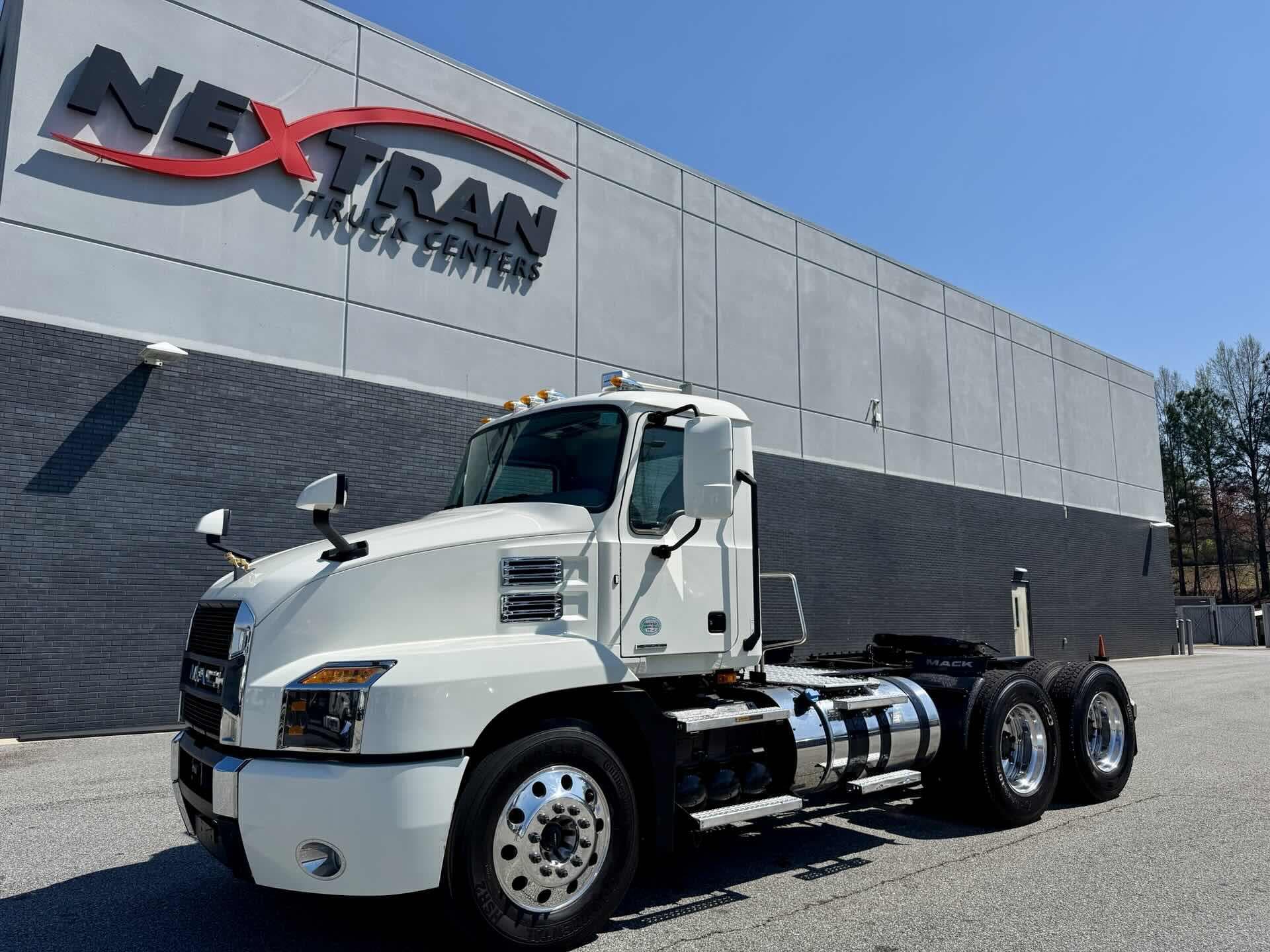 2022 Mack