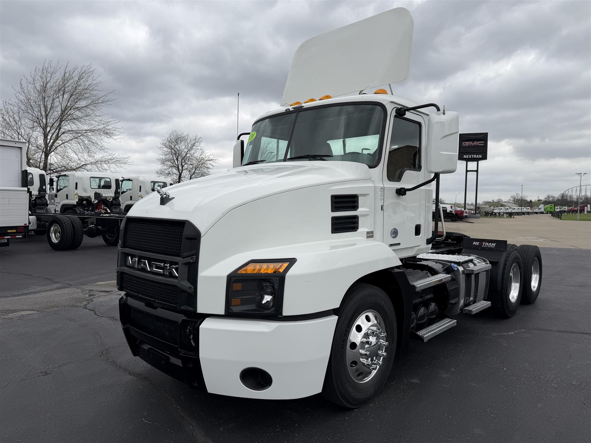 2020 Mack