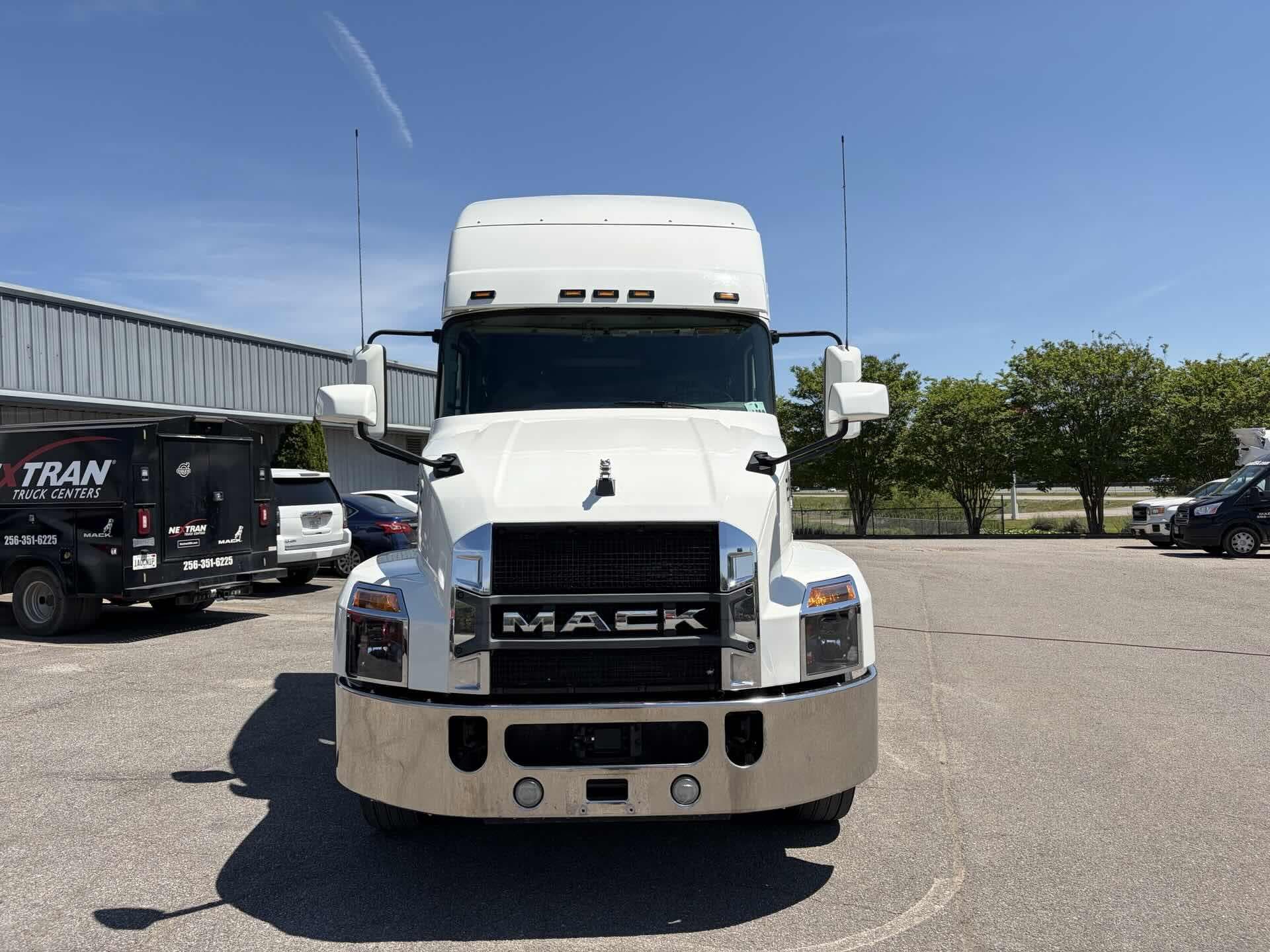 2022 Mack Anthem in Fultondale, AL — photo 2