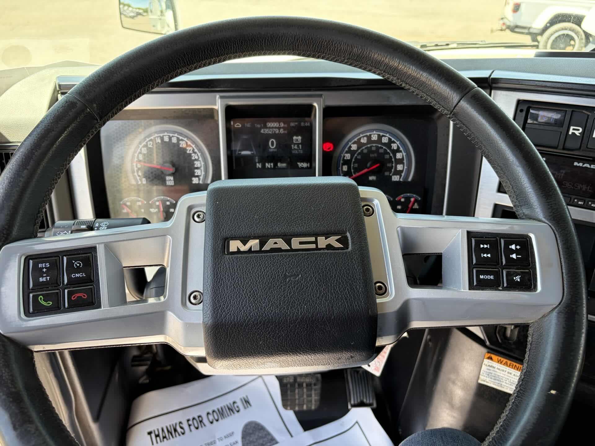 2022 Mack Anthem in Fultondale, AL — photo 14