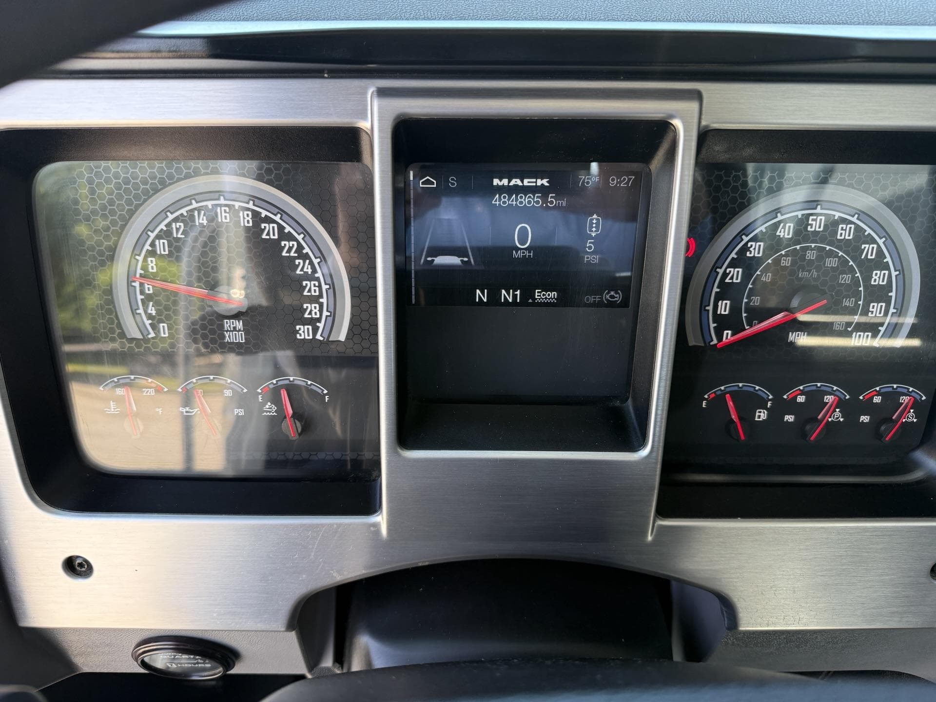 2022 Mack Anthem in Duluth, GA — photo 9