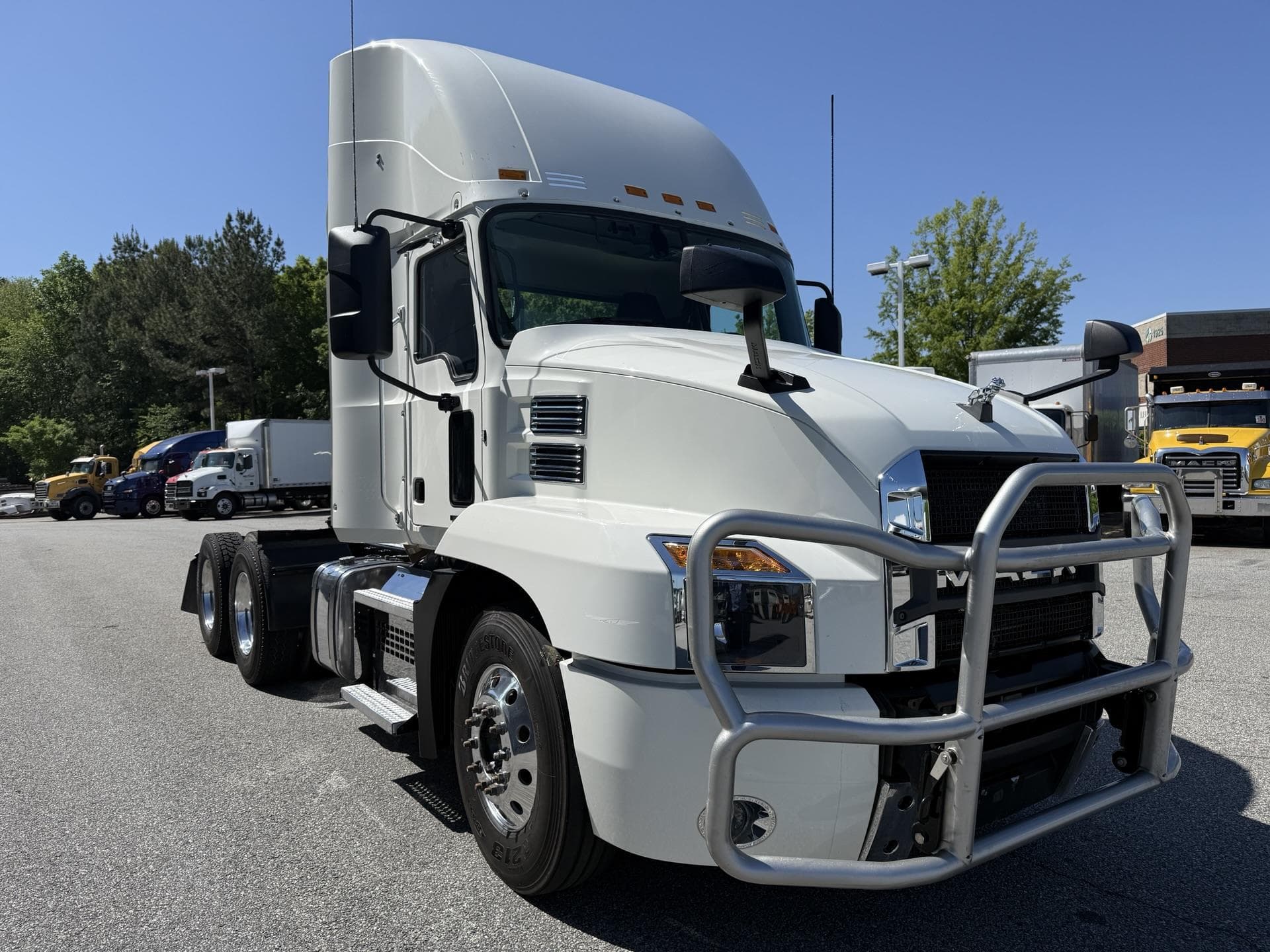 2022 Mack Anthem in Duluth, GA — photo 7