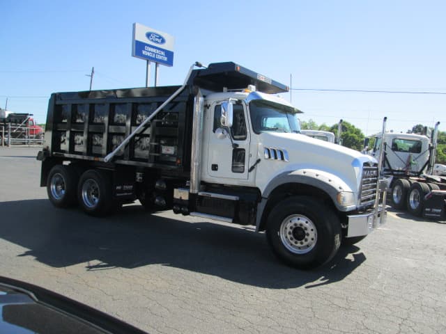 2020 Mack Granite in Macon, GA — photo 4