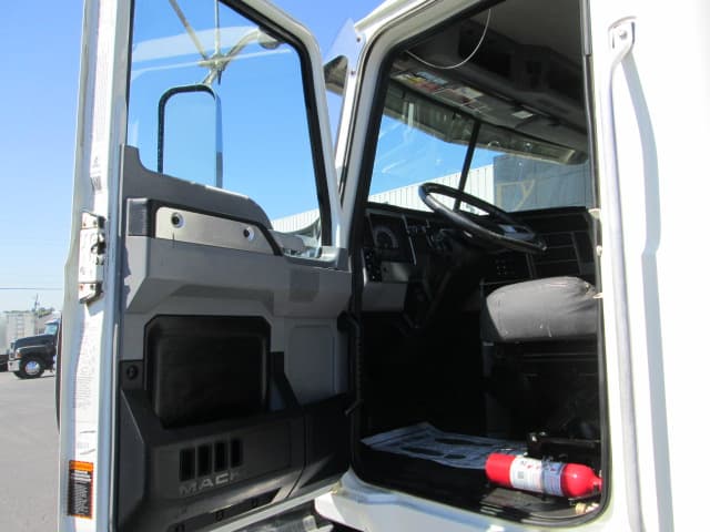 2020 Mack Granite in Macon, GA — photo 19
