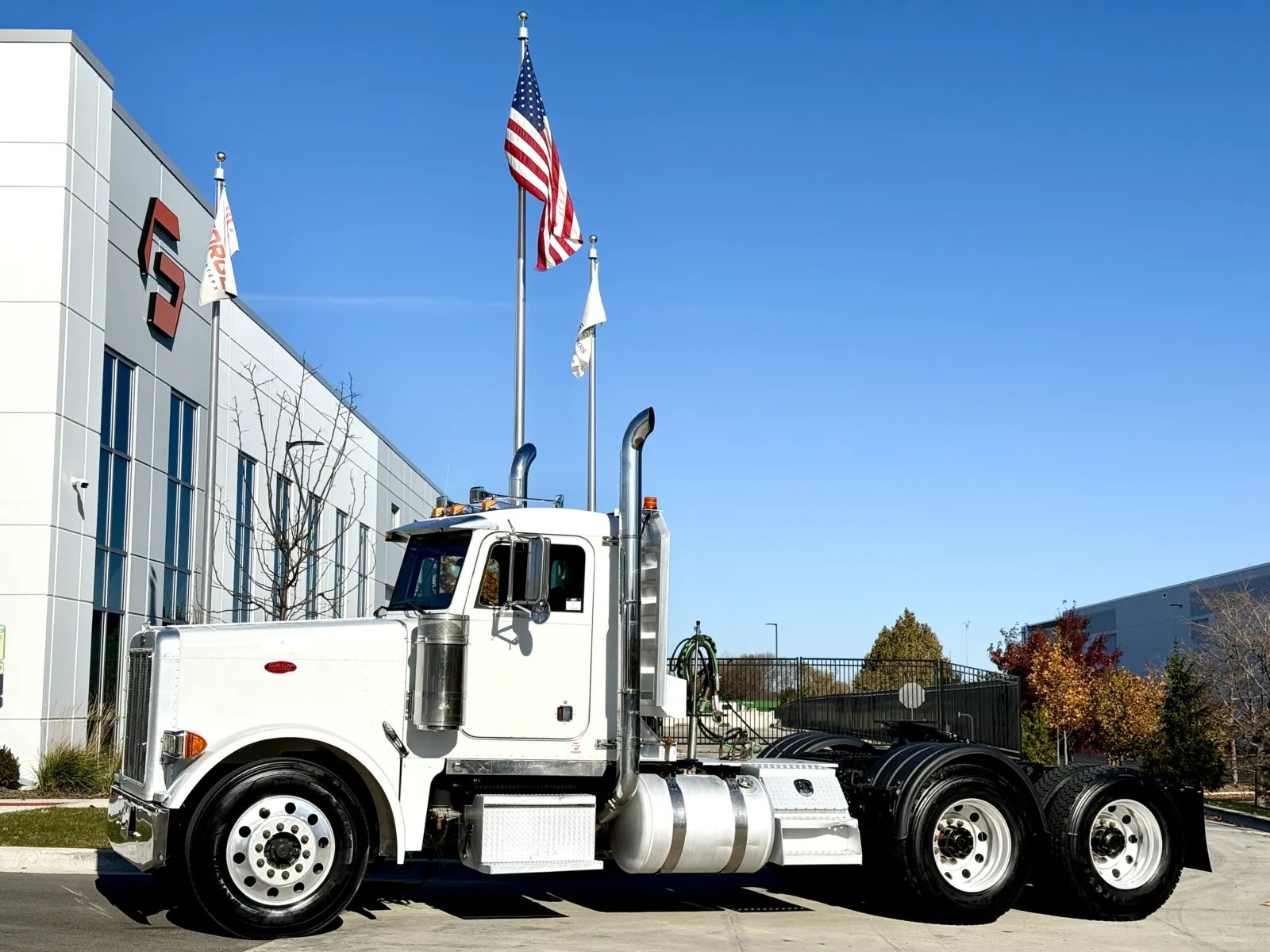 2001 Peterbilt