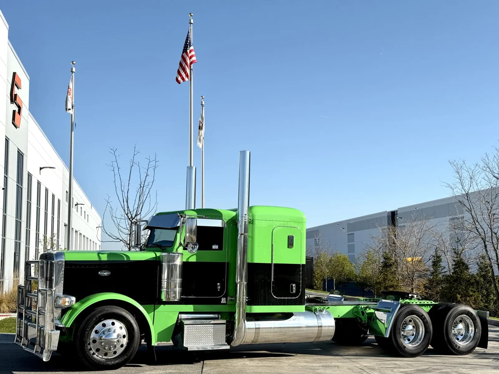 2019 Peterbilt 389