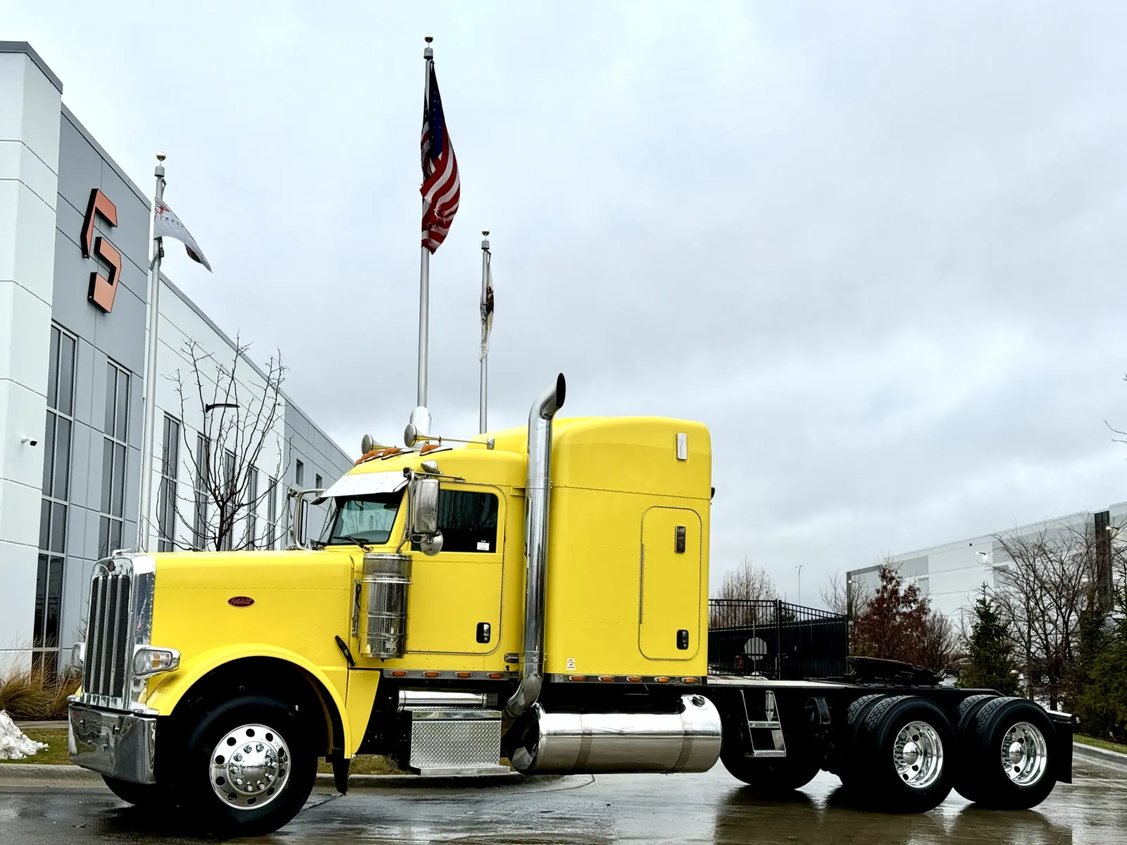 2014 Peterbilt 389