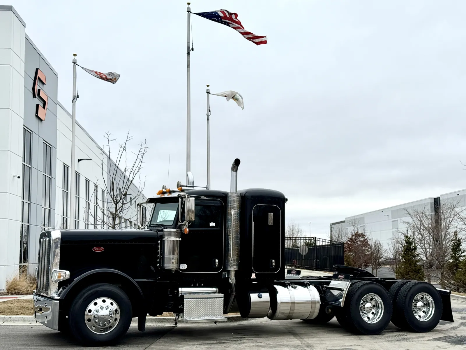 2021 Peterbilt 389