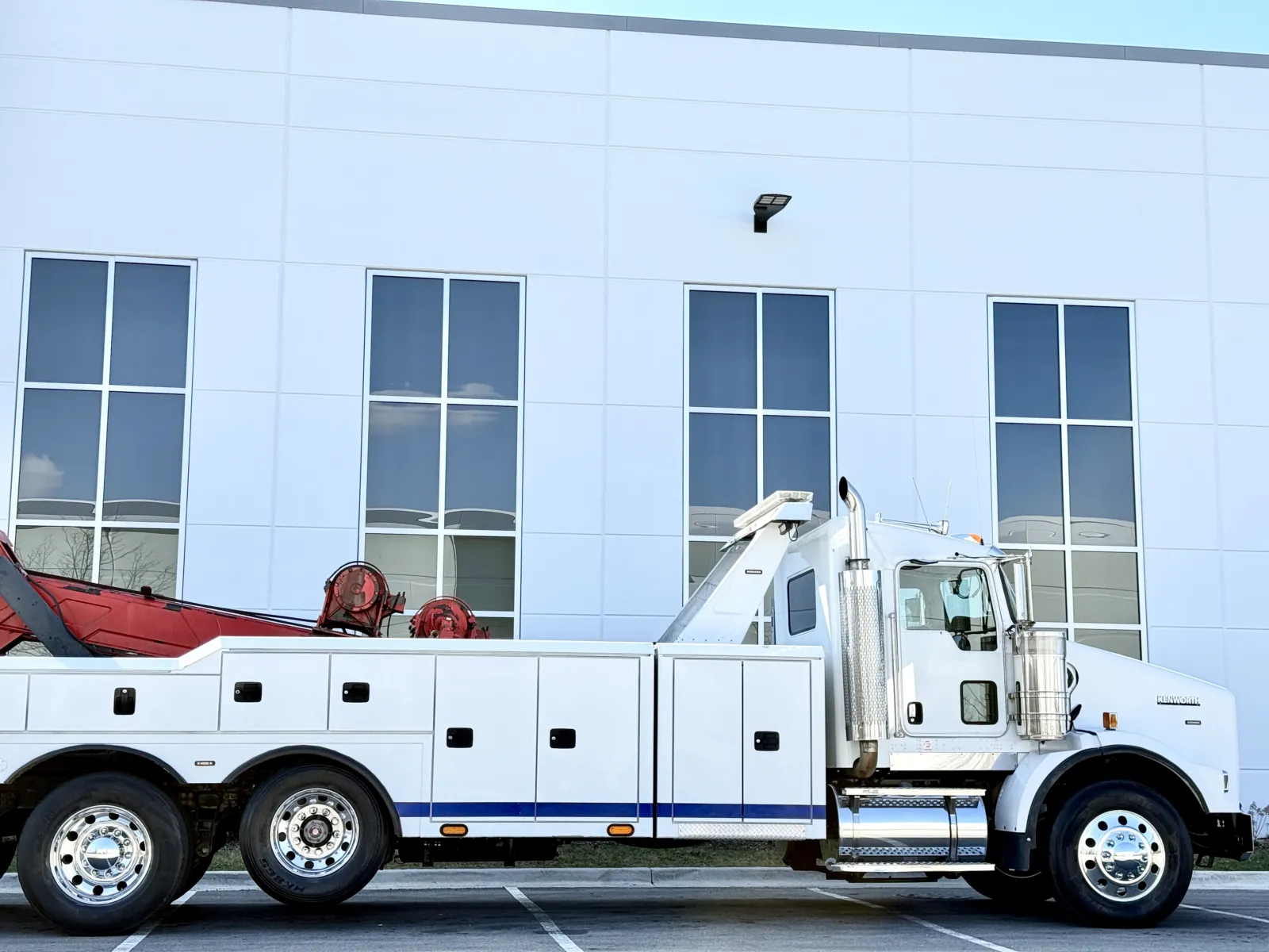 2011 Kenworth T800 in New Lenox, IL — photo 7