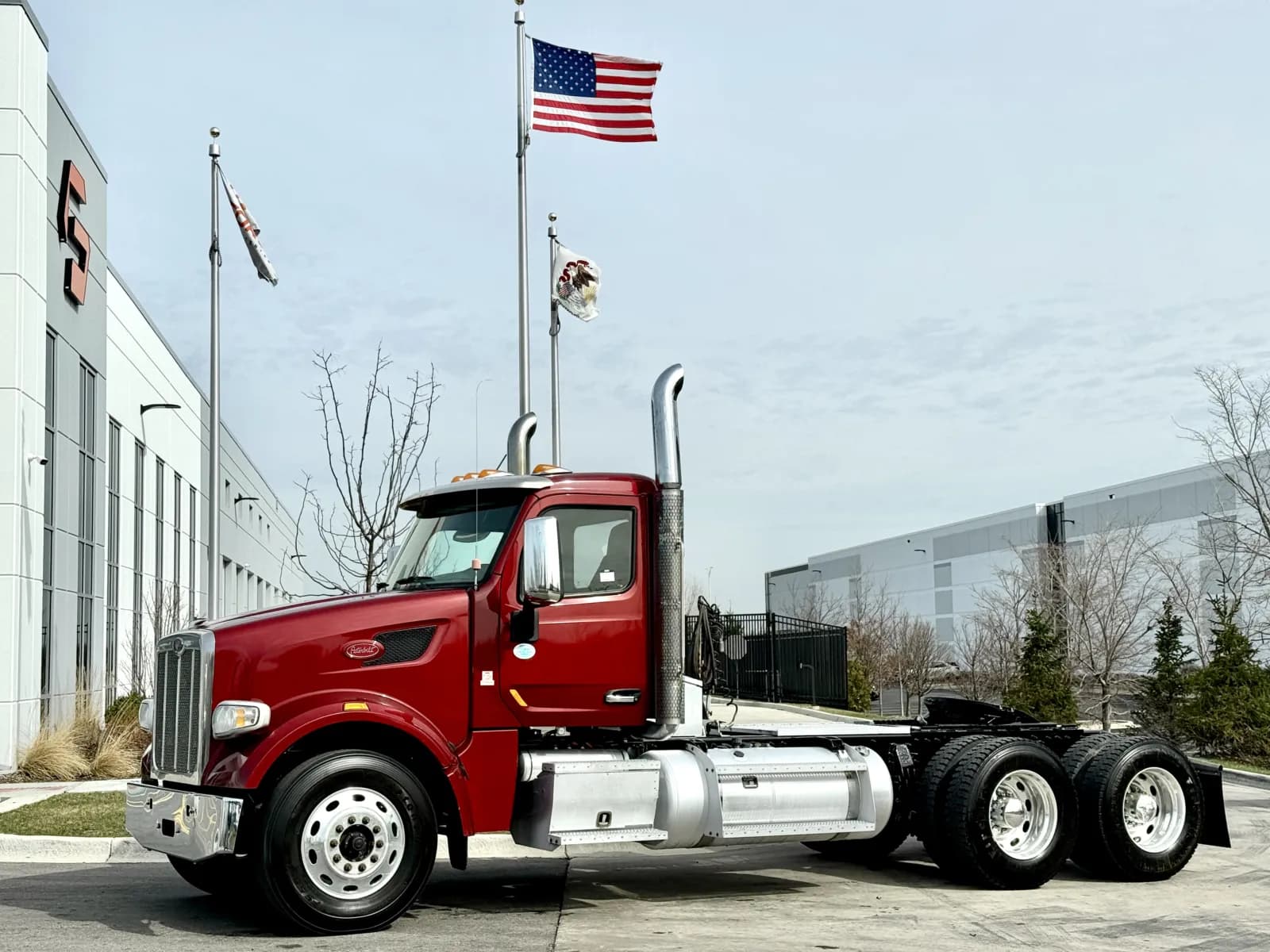 2020 Peterbilt 567