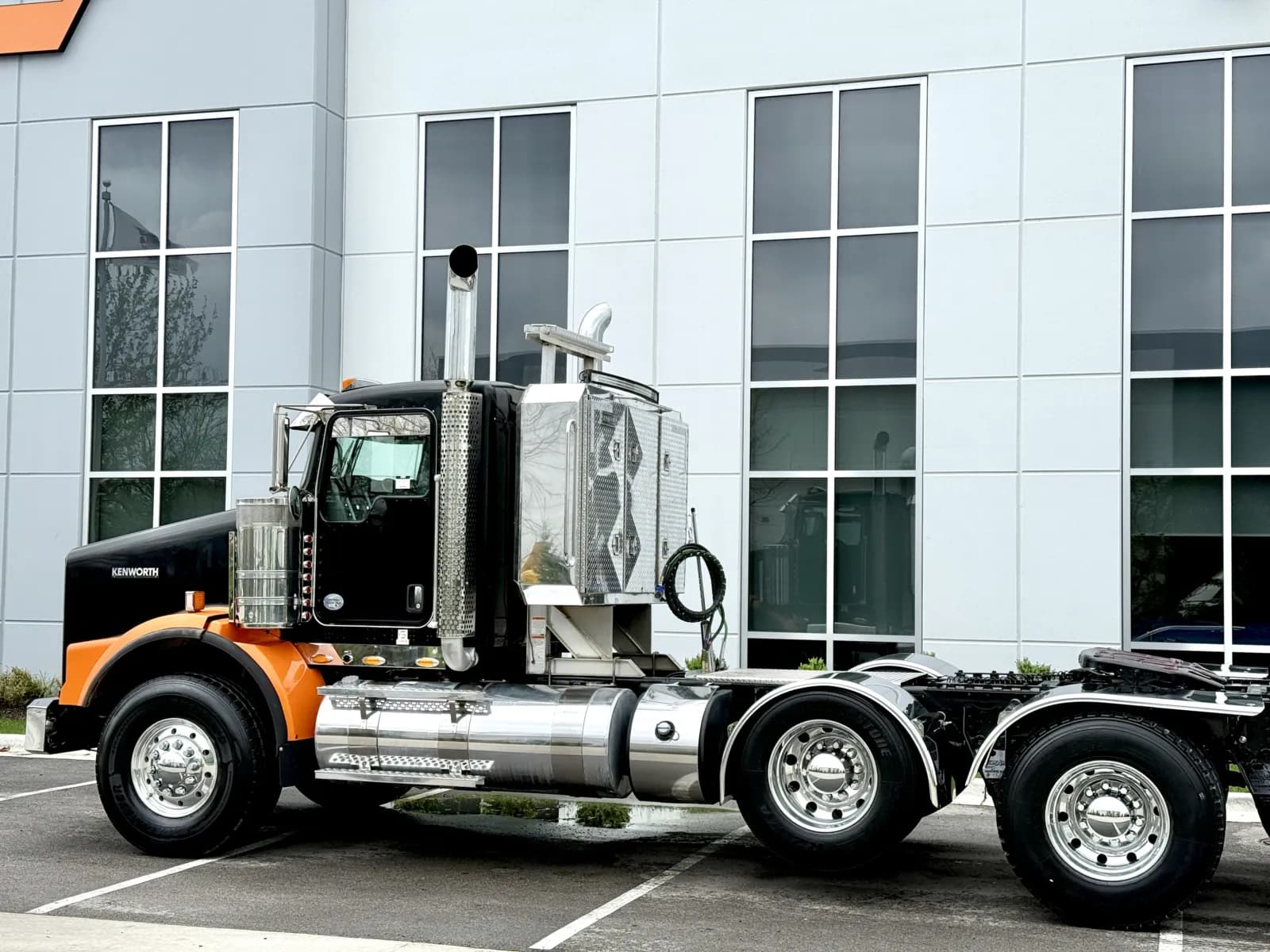 2012 Kenworth T800 in New Lenox, IL — photo 8