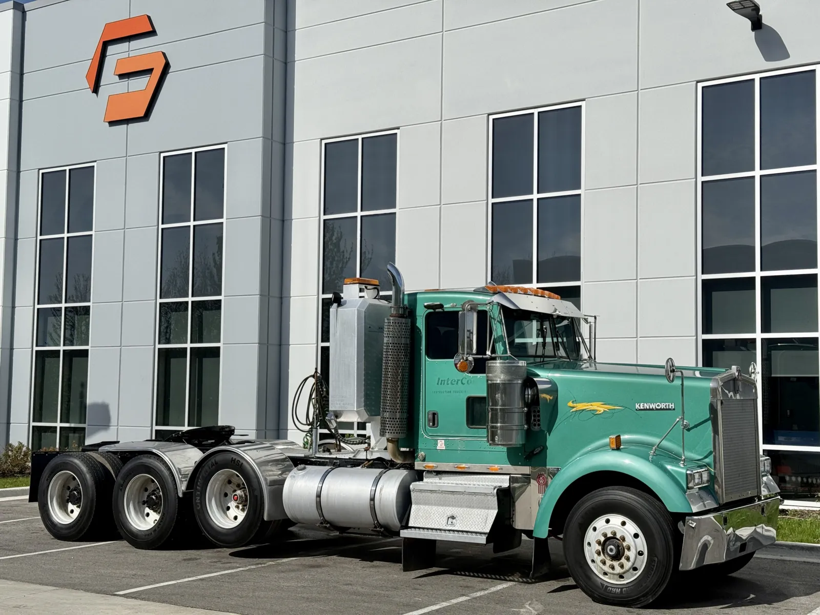 2005 Kenworth W900 in New Lenox, IL — photo 2