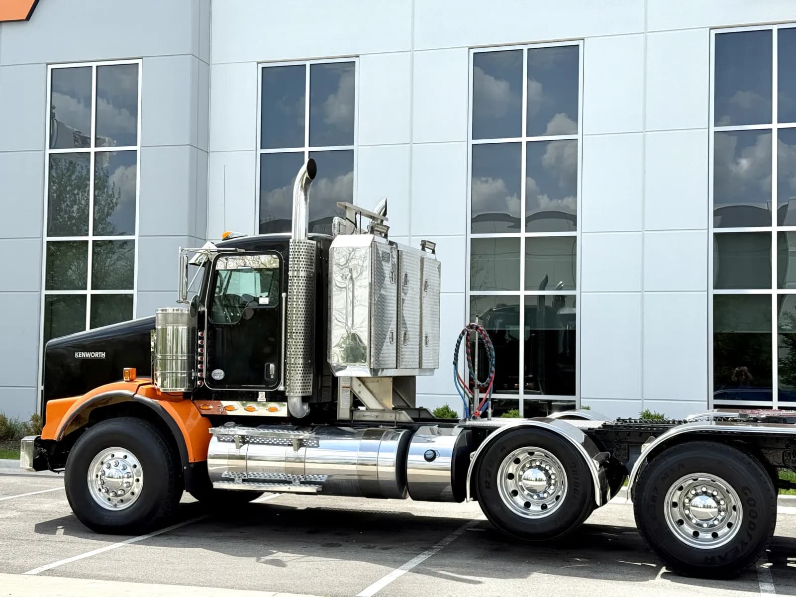 2012 Kenworth T800 in New Lenox, IL — photo 8