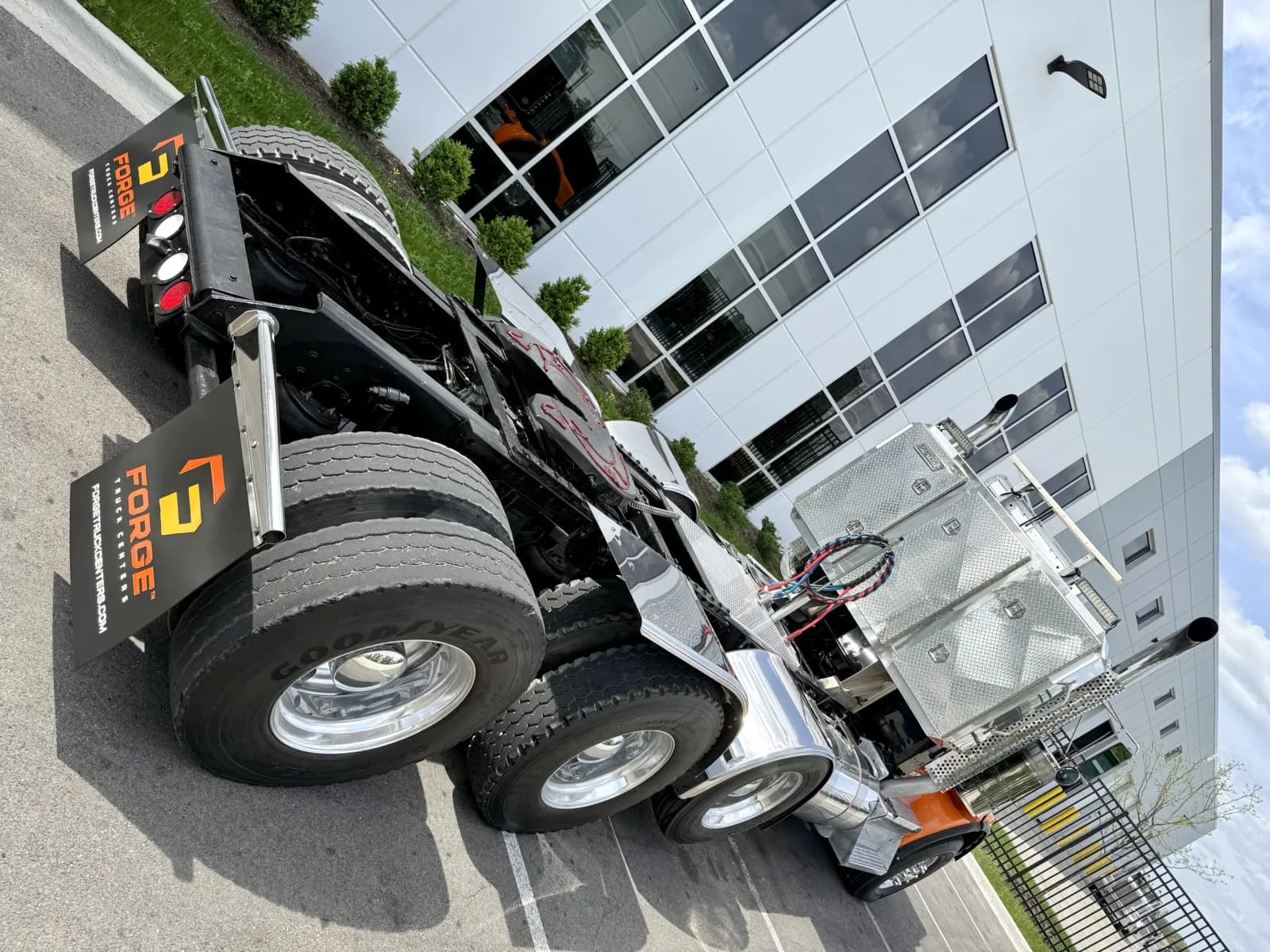 2012 Kenworth T800 in New Lenox, IL — photo 11