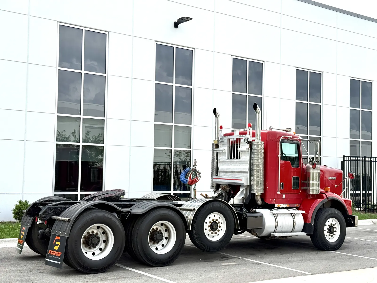 2003 Kenworth T800 in New Lenox, IL — photo 5