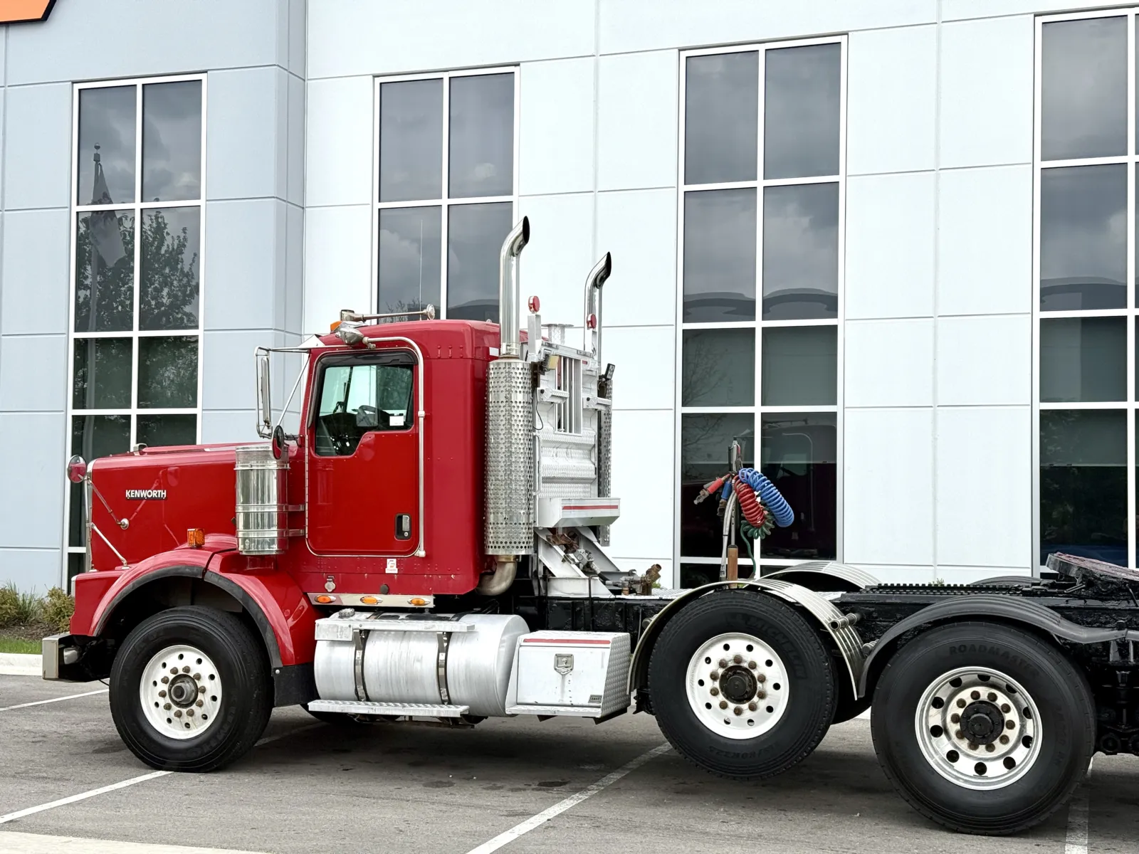2003 Kenworth T800 in New Lenox, IL — photo 8