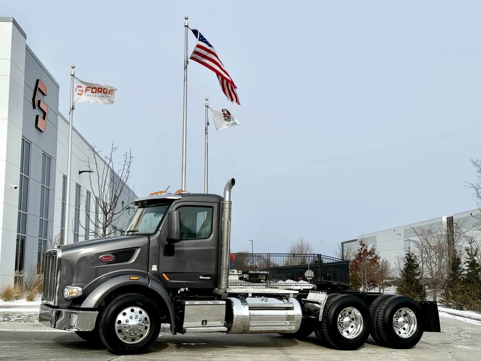 2022 Peterbilt 567