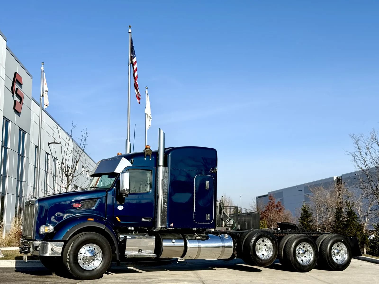 2021 Peterbilt 567