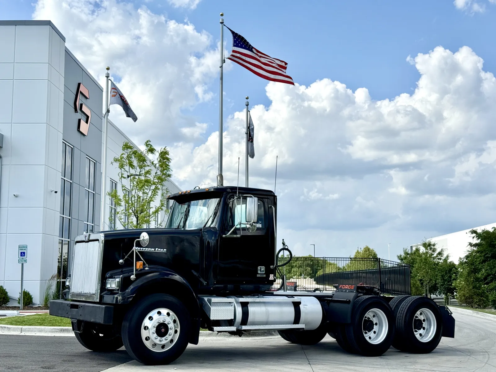 2017 Western Star 4900