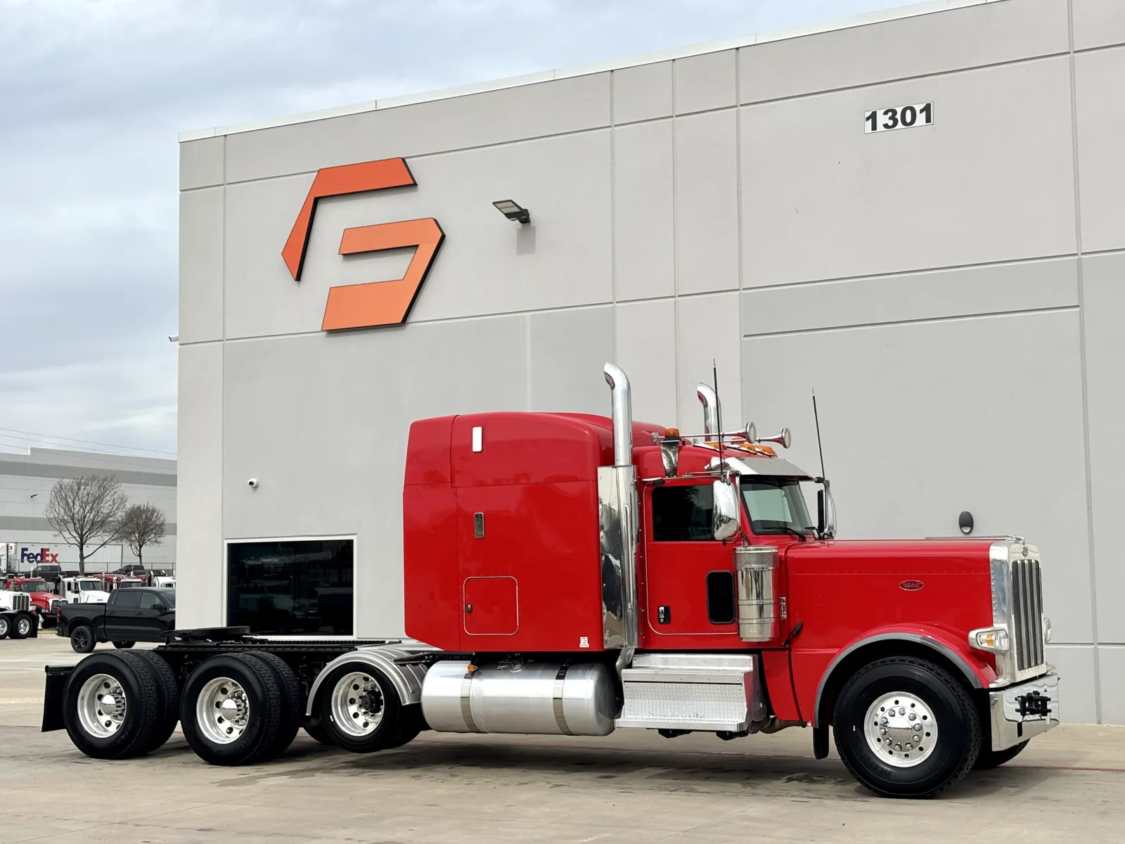 2024 Peterbilt 389