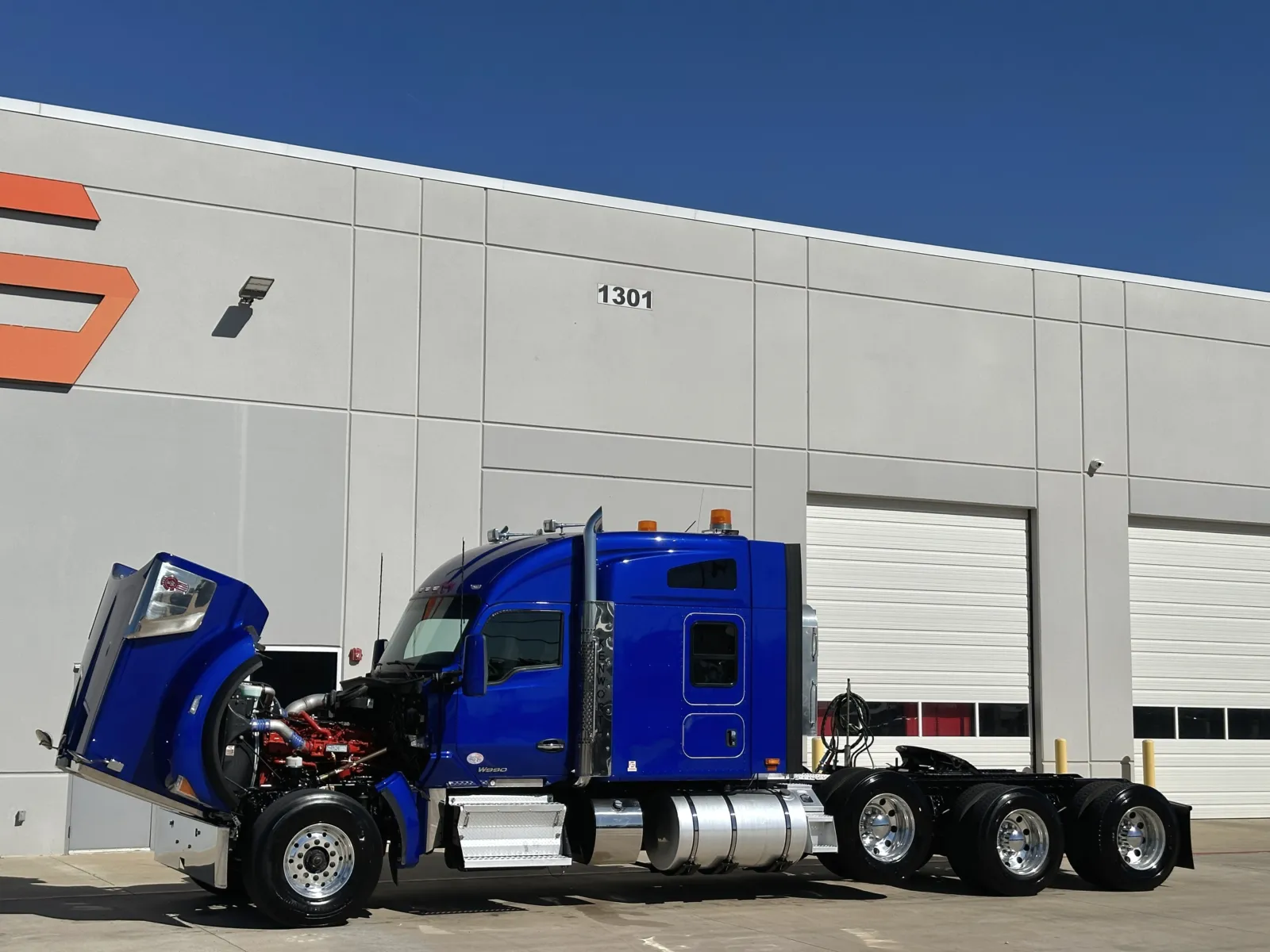 2022 Kenworth W990 in Hutchins, TX — photo 10
