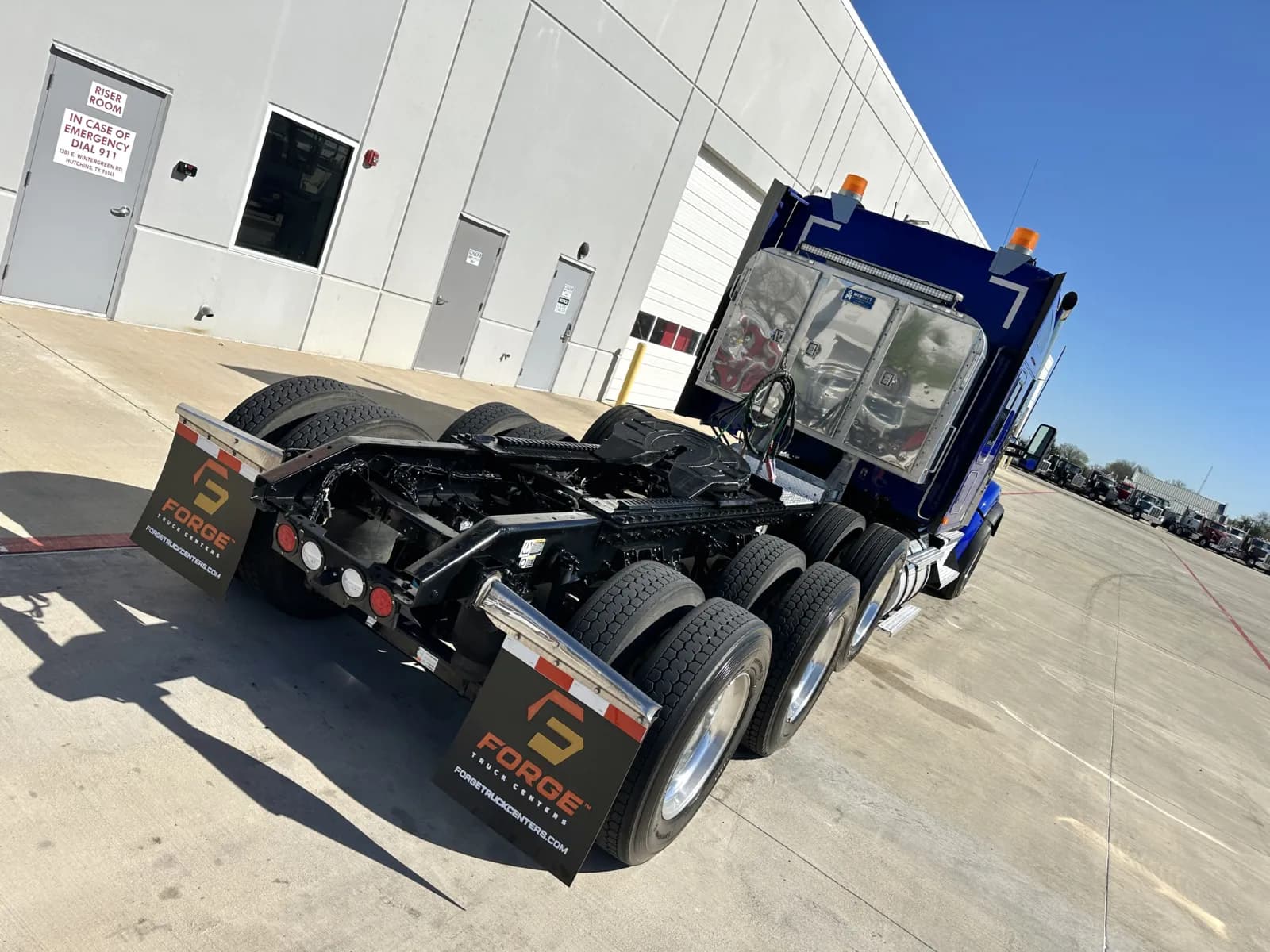 2022 Kenworth W990 in Hutchins, TX — photo 11