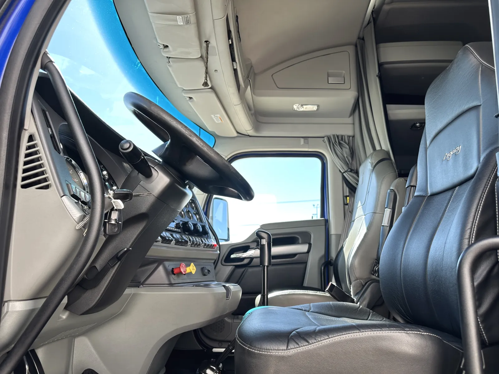 2022 Kenworth W990 in Hutchins, TX — photo 14